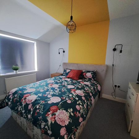 Private And Comfortable Room In Cosy Home Nottingham Eksteriør bilde